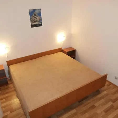 Mit Balkon Und Meerblick By Interhome Traù